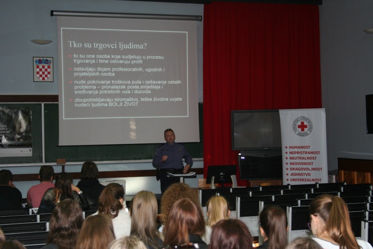 Slika /PU_SiM/Trgovanje ljudima 2019/Slika 1 Petrinja.jpg